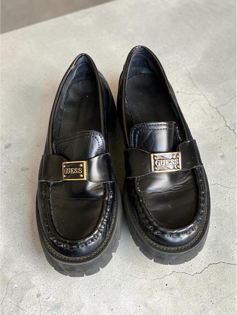 GUESS Women Loafers Size 7.5 Chunk Platform Black Faux Leather Gold Logo Slip On